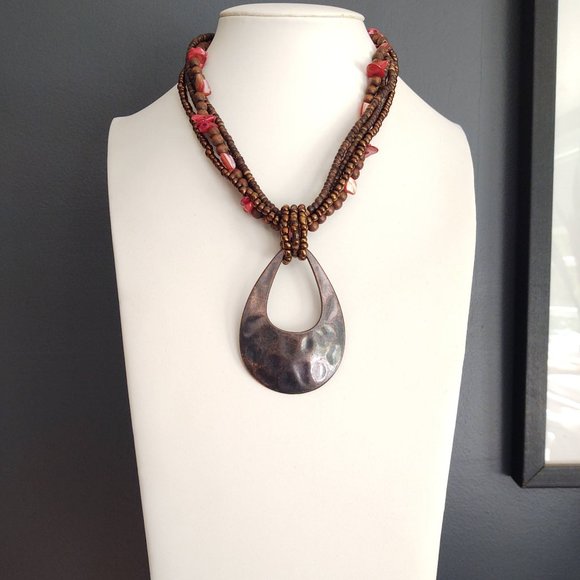 Copper/bronze, orange red shell and wooden bead pendant necklace - Picture 2 of 11